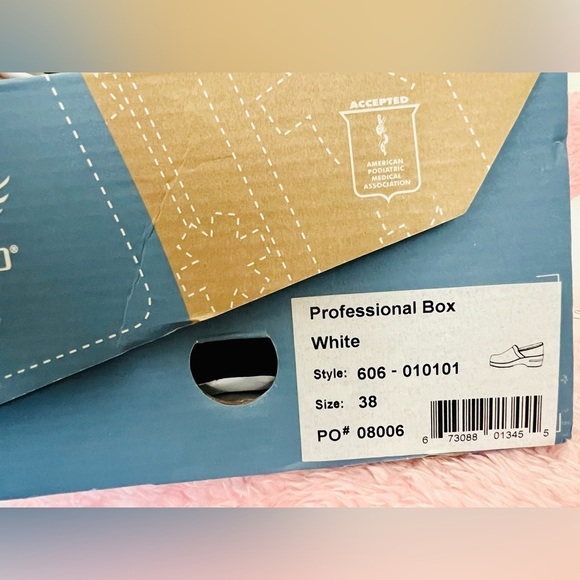 💎Custom Upcycled Dansko White Leather Clogs w/ Lots of Bling✨ One of a Kind! 💎 - Picture 6 of 6